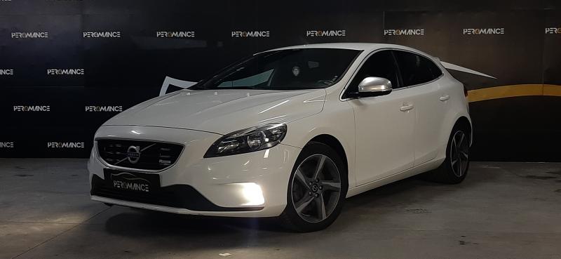 Volvo V40 R-DESIGN