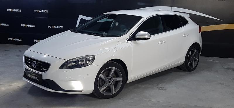 Volvo V40 R-DESIGN