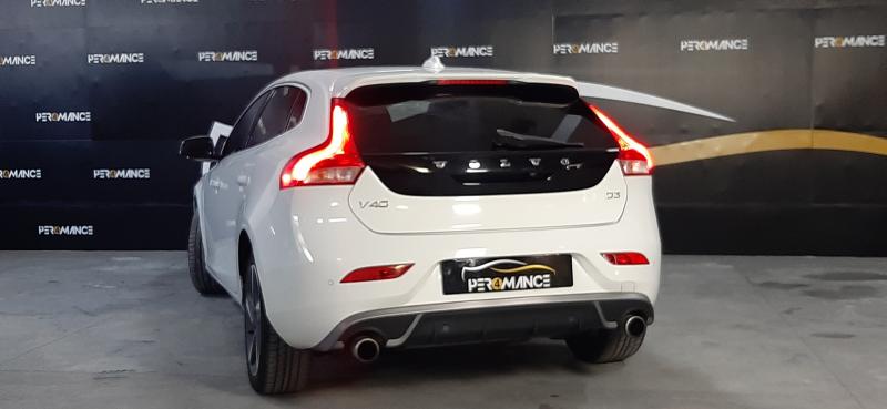 Volvo V40 R-DESIGN